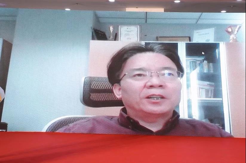 下午兩點，達(dá)內(nèi)學(xué)員們有秩序的來到會議廳，活動馬上要開始了